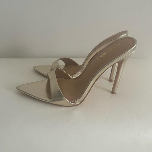 Gold mule heels - Picture 2 of 7